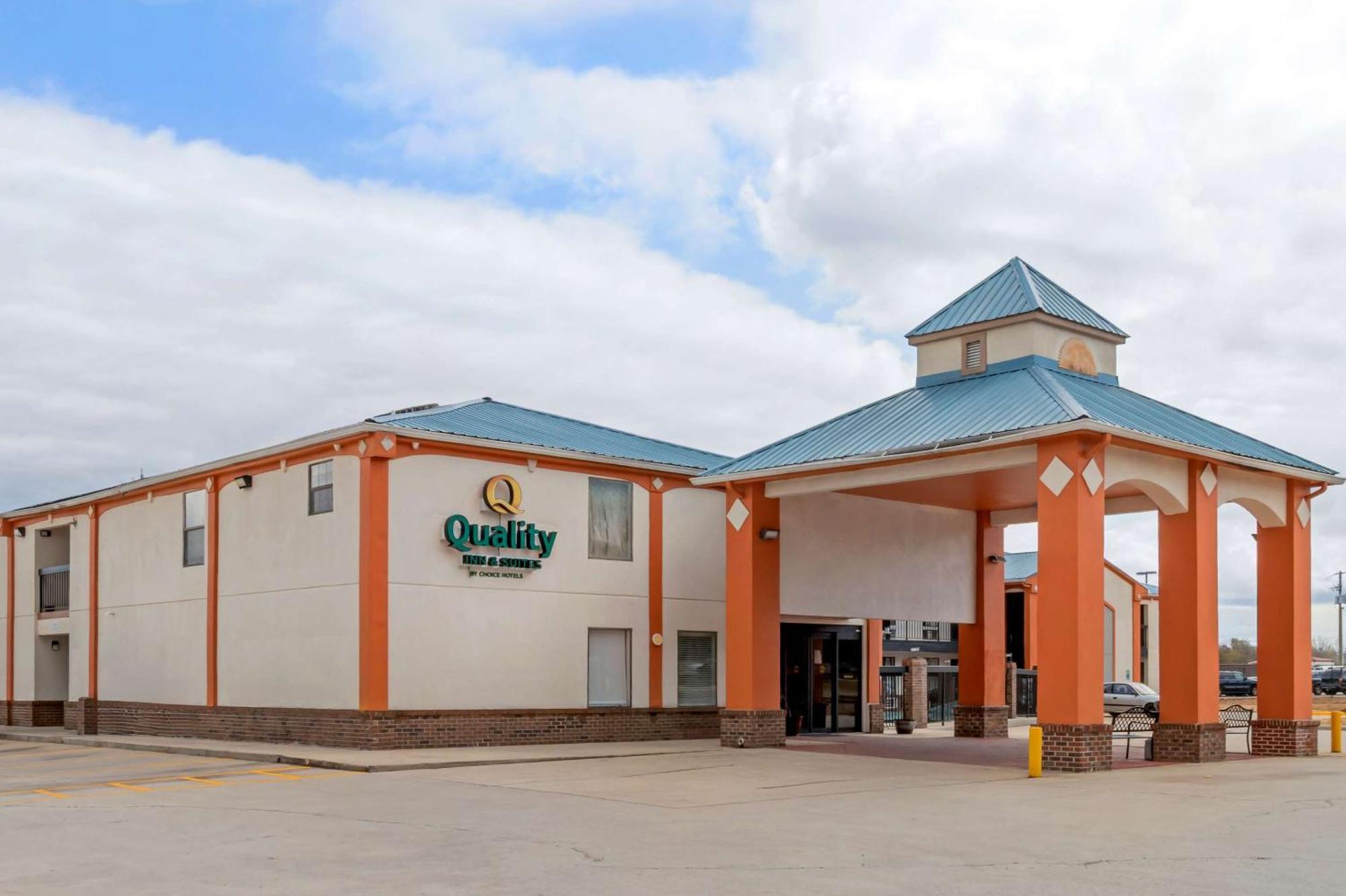 Quality Inn & Suites Decatur Priceville I-65 Eksteriør bilde